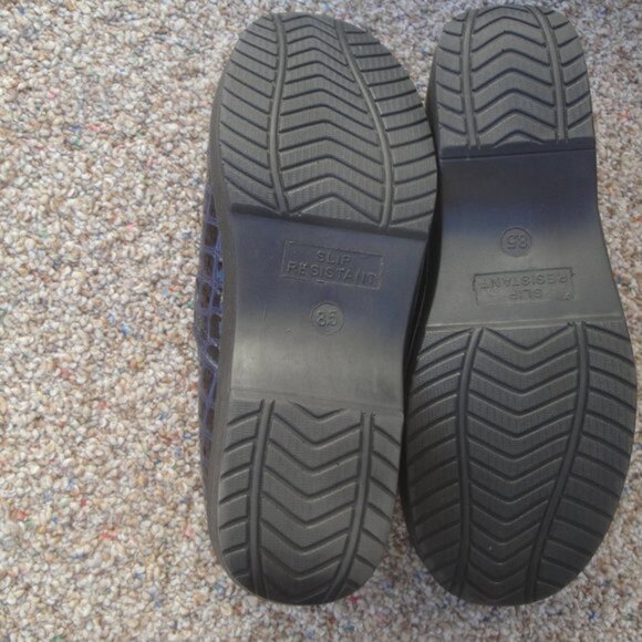 Cushionaire Clogs--Slip On -- Blue Clogs Size 8.5 - Picture 7 of 10